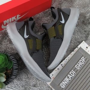 Nike Renew Sneakers
